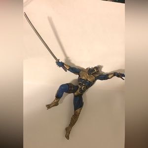 Todd McFarlane Spawn statue